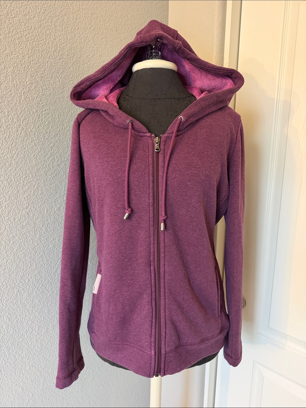 UGG Benson Hoodie Fleece Zip-Up Hooded Jacket in Plum Size Medium